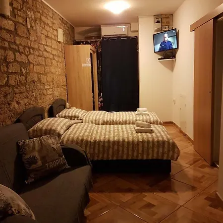 Studio Apartman Via Apartment Sibenik Exterior photo