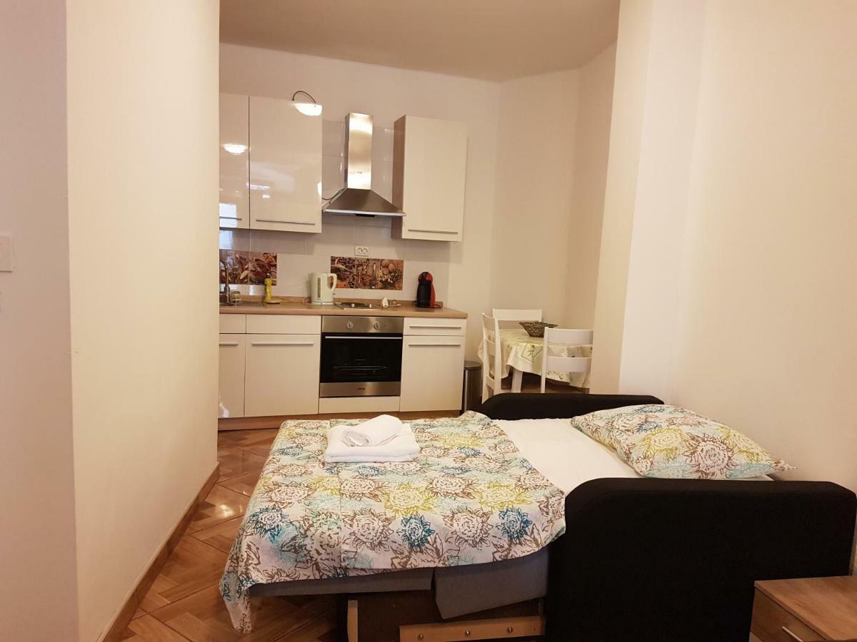 Apartment Studio Apartman Via Sibenik