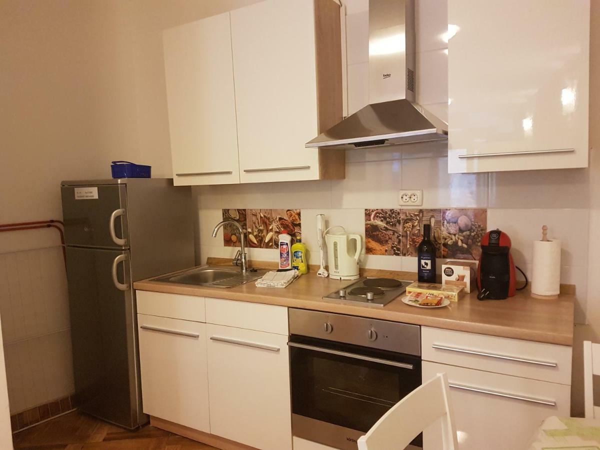 Apartma Studio Apartman Via *